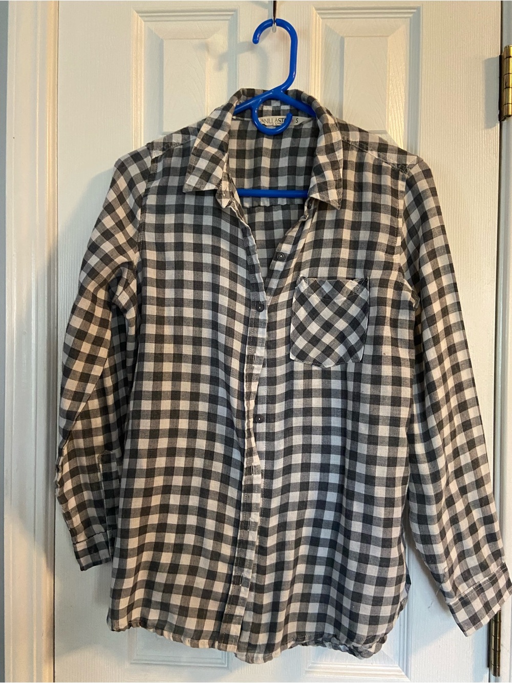 Girls Gray & White Plaid Button-Front Shirt - Unbranded